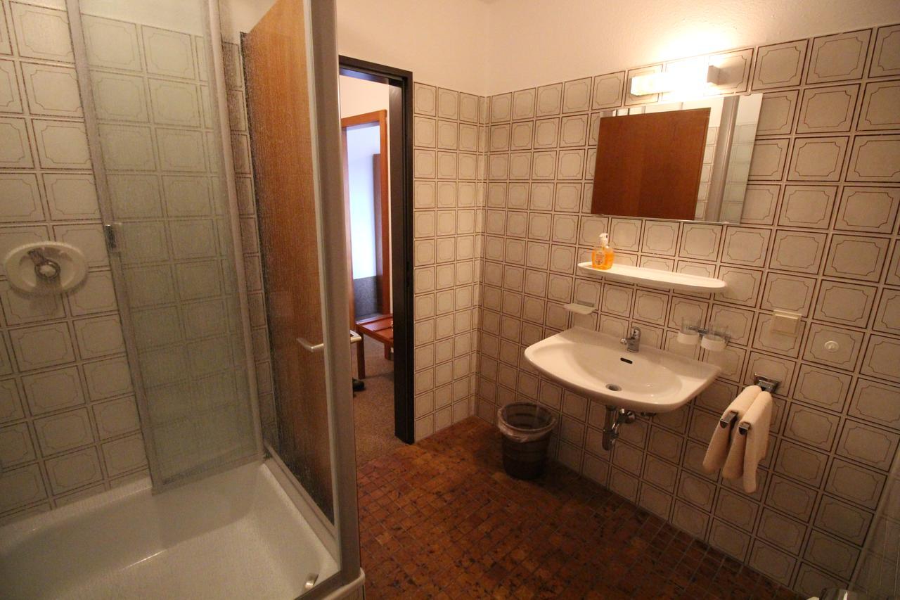 Erlebnislandgasthof Hotel Neiderhell Kleinholzhausen Екстериор снимка