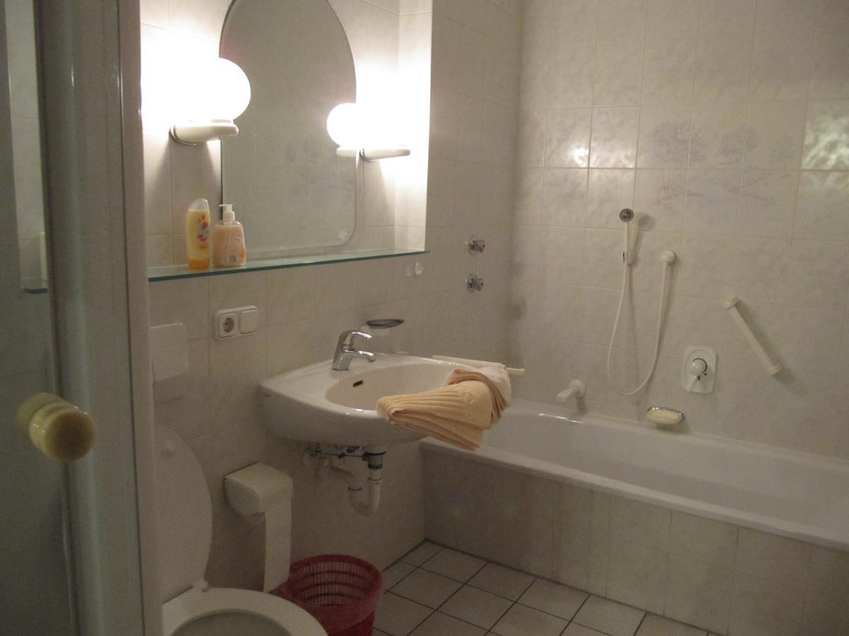 Erlebnislandgasthof Hotel Neiderhell Kleinholzhausen Екстериор снимка